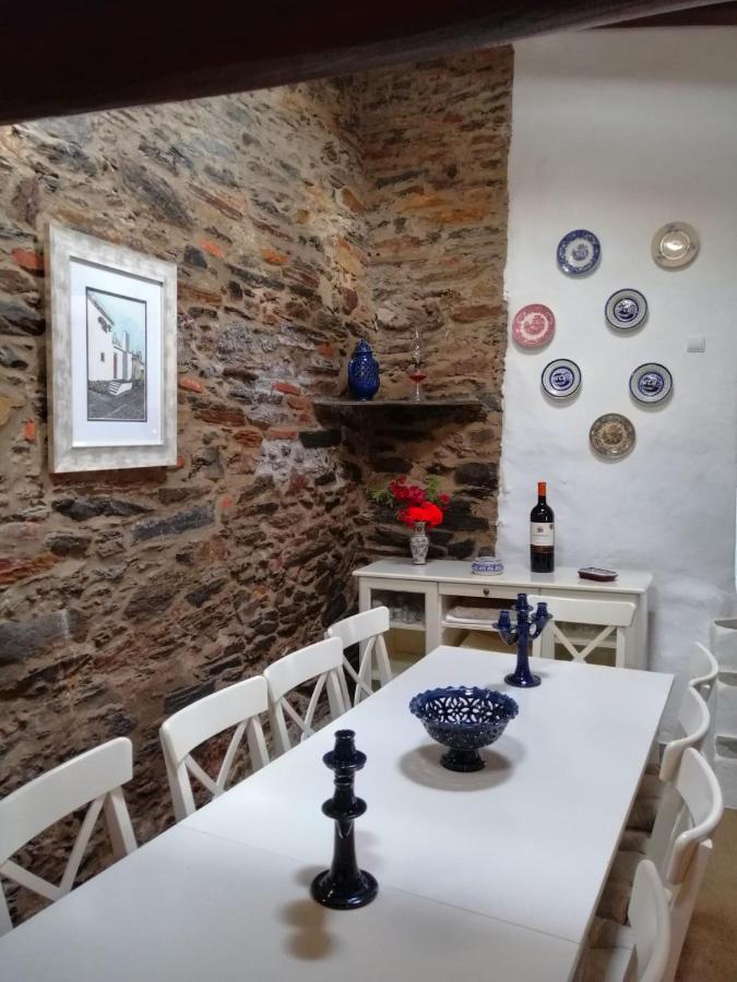 蒙萨拉什 Casa D' Santiago旅馆 外观 照片